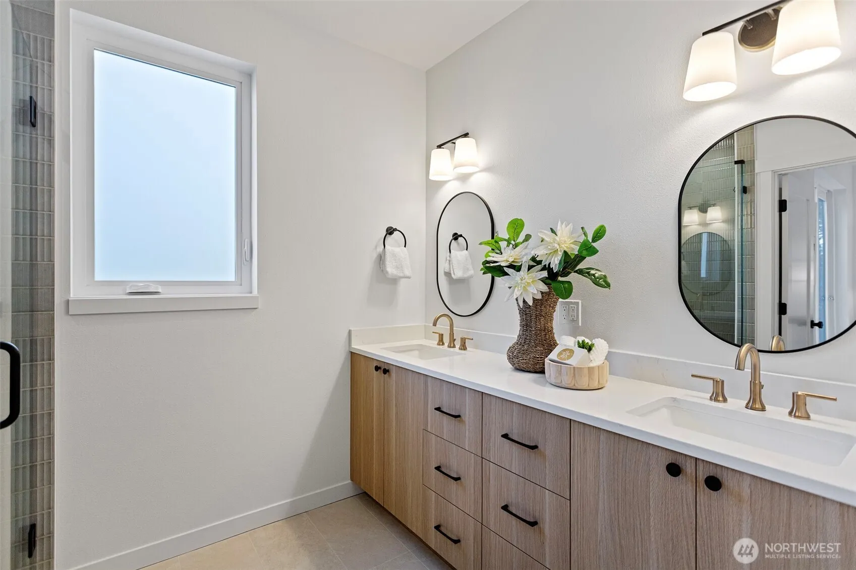 12843 NE 112th Street , Kirkland, WA 98033