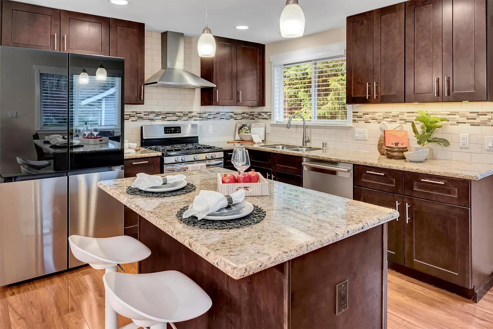 10118 NE 198th Place , Bothell, WA 98011