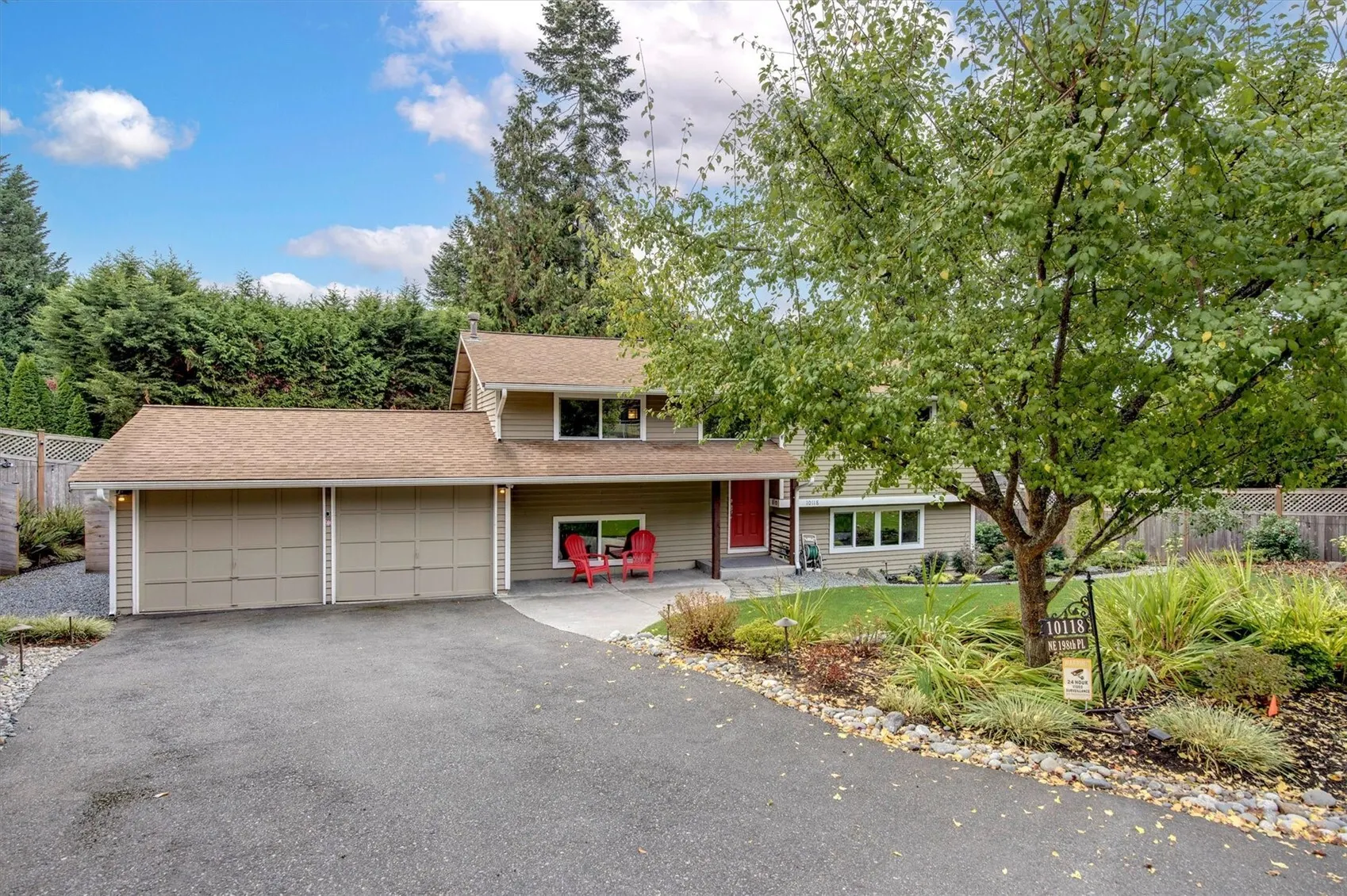 10118 NE 198th Place , Bothell, WA 98011