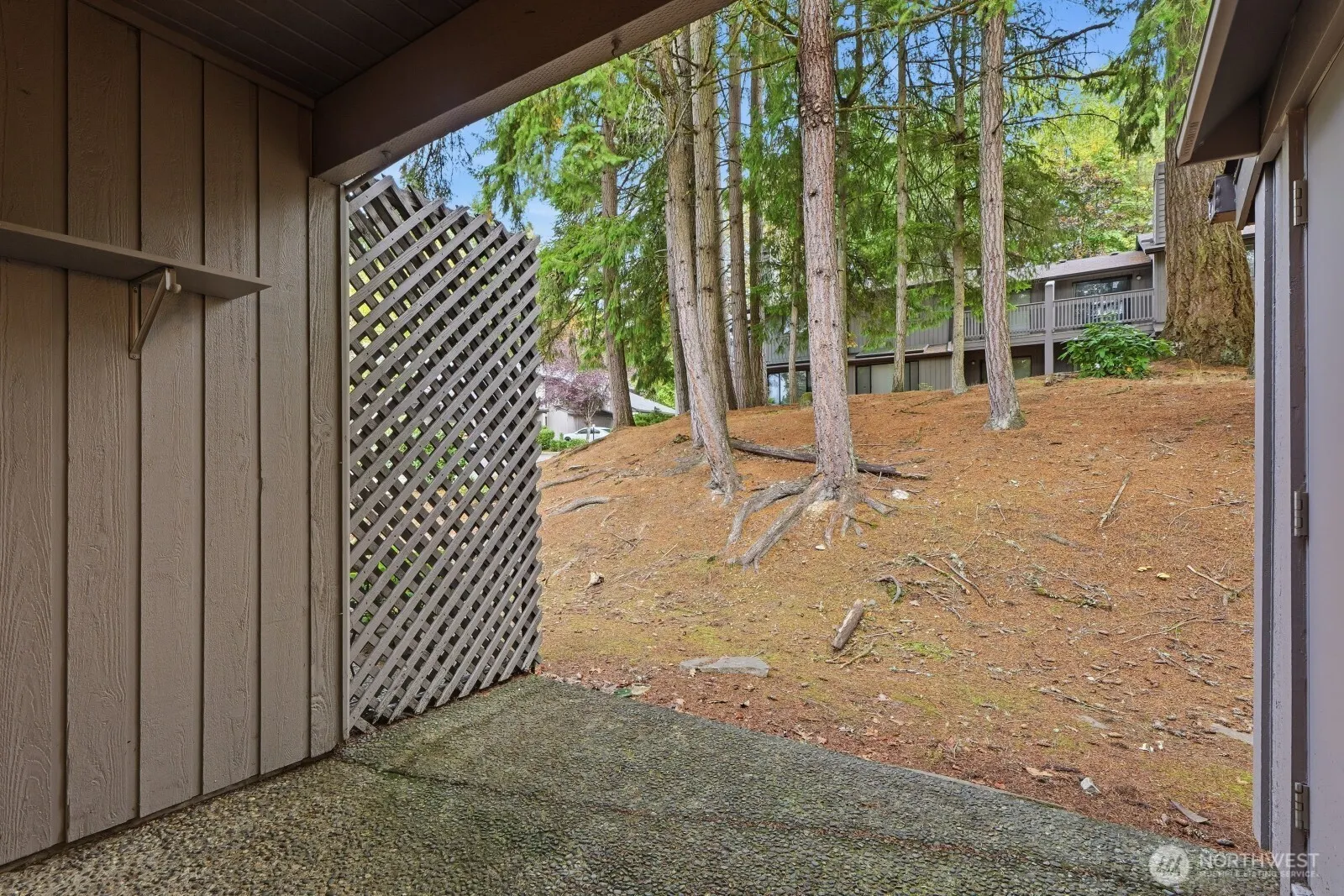 4035 145th Avenue NE, Bellevue, WA 98007