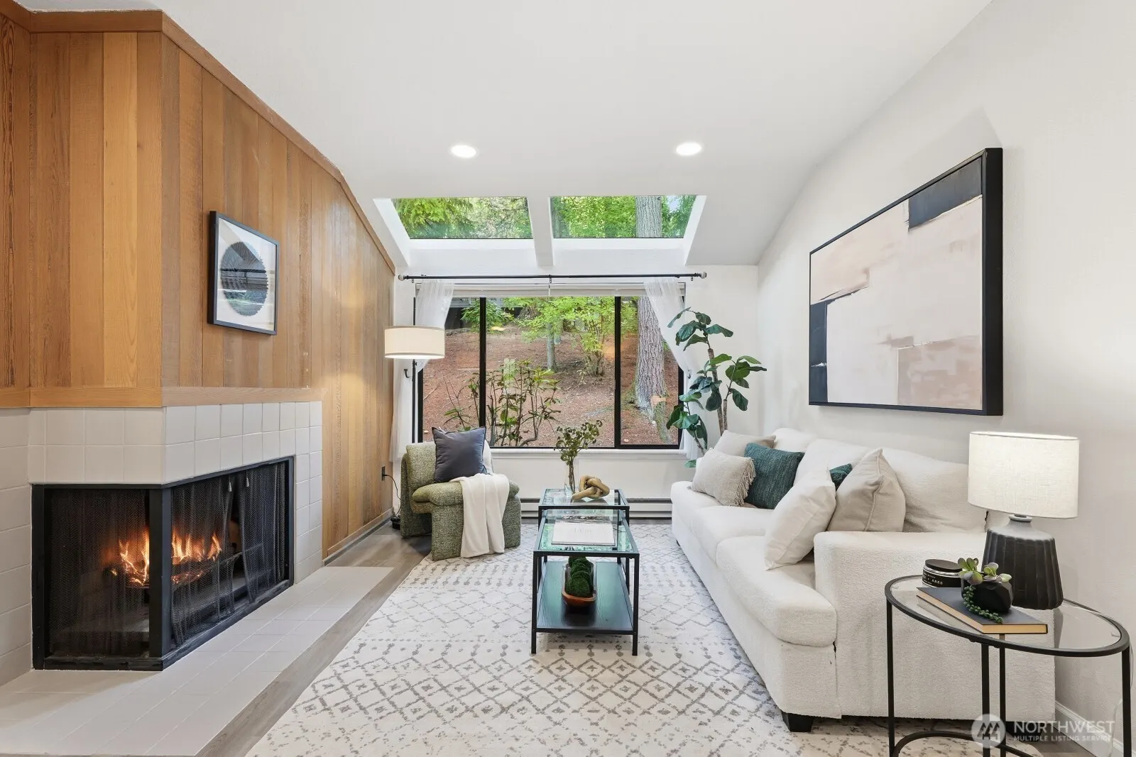 4035 145th Avenue NE, Bellevue, WA 98007