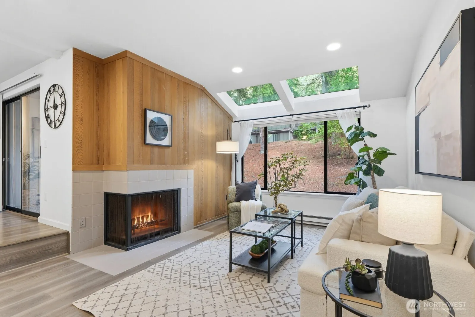 4035 145th Avenue NE, Bellevue, WA 98007
