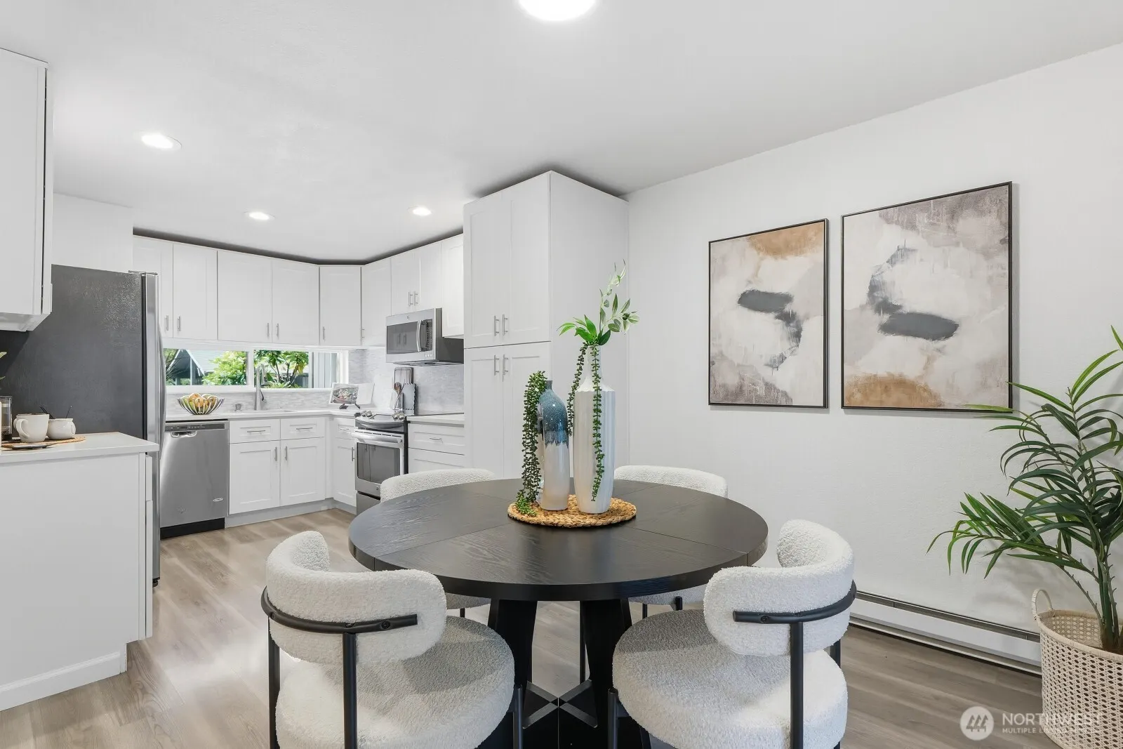 4035 145th Avenue NE, Bellevue, WA 98007