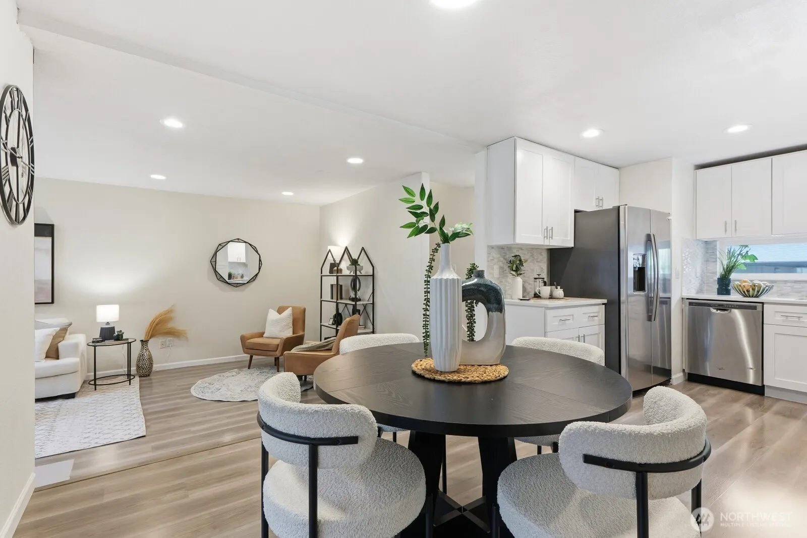 4035 145th Avenue NE, Bellevue, WA 98007