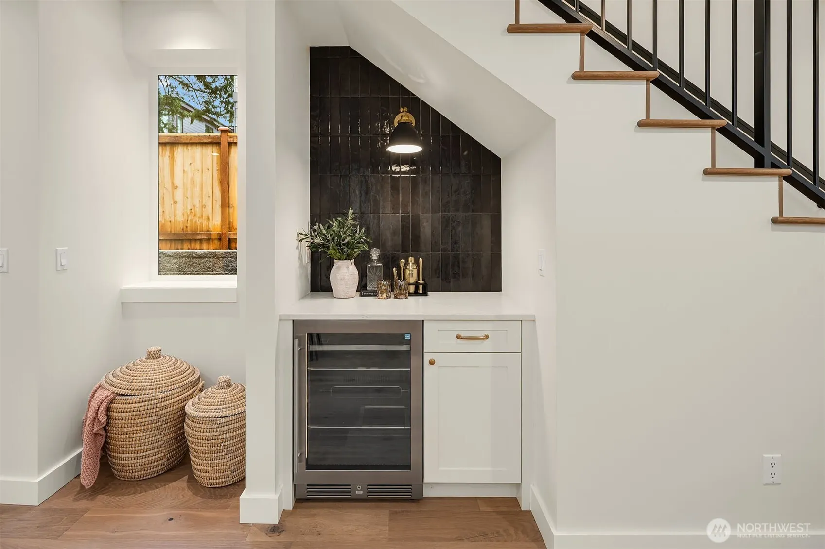 11418 NE 90th Street , Kirkland, WA 98033