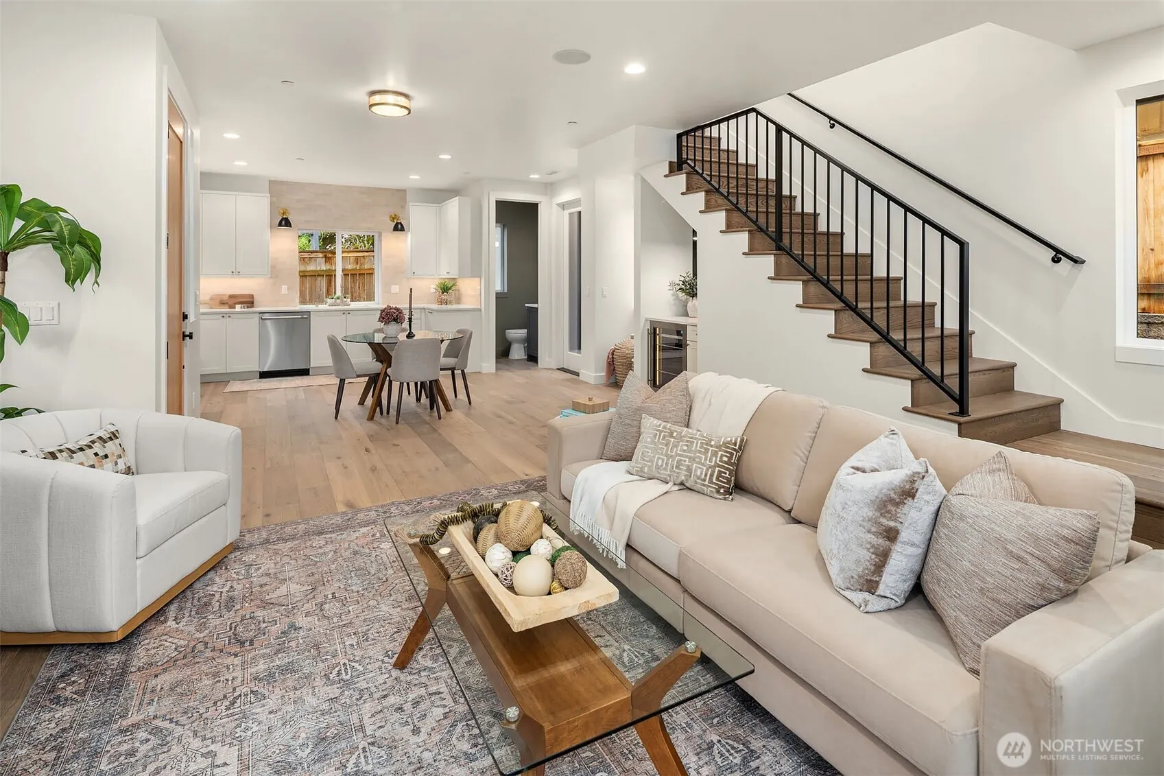11418 NE 90th Street , Kirkland, WA 98033