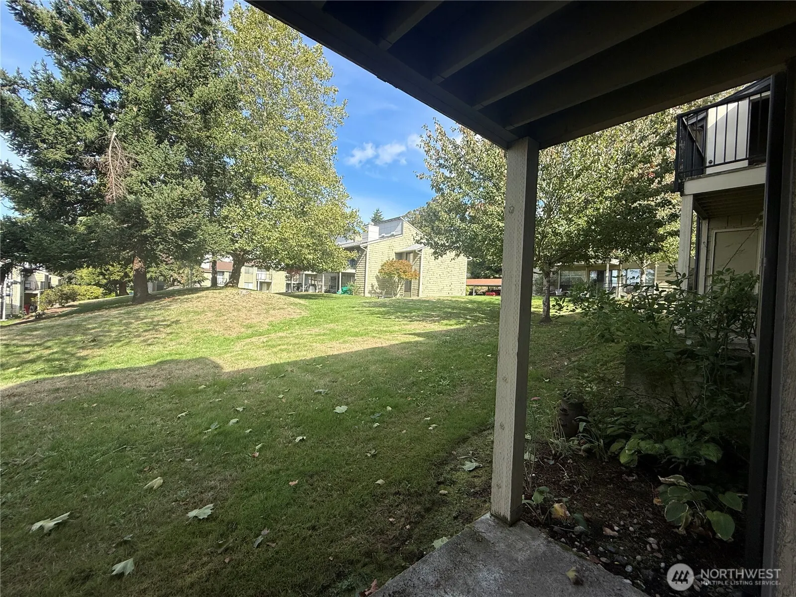 2020 Grant Avenue S #J102, Renton, WA 98055