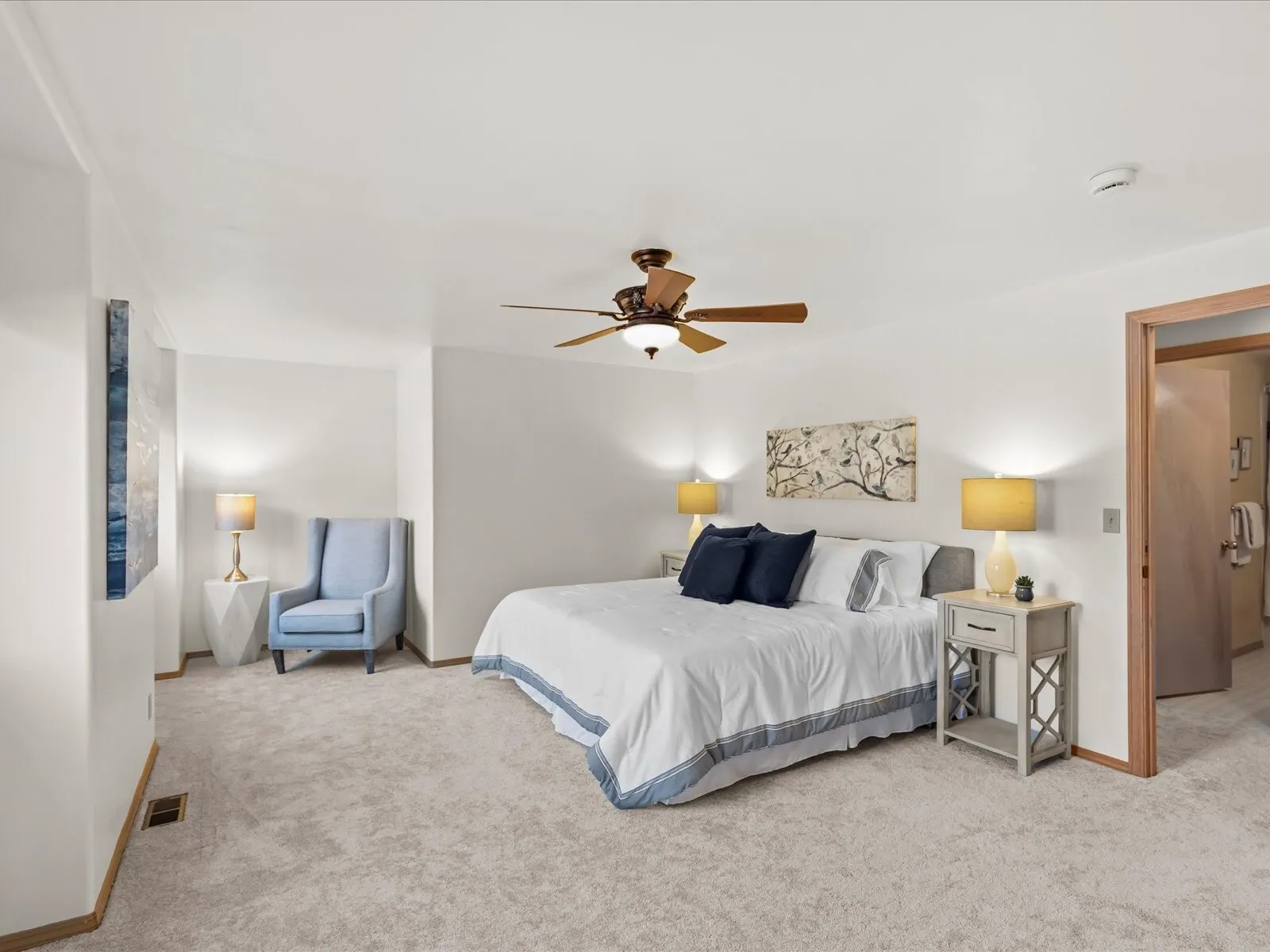 15007 93rd Place NE, Bothell, WA 98011-6835