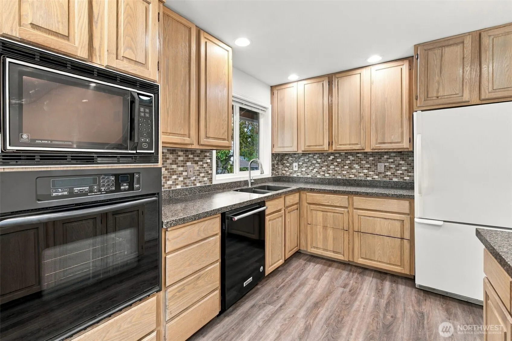 3406 202nd Street SW, Lynnwood, WA 98036