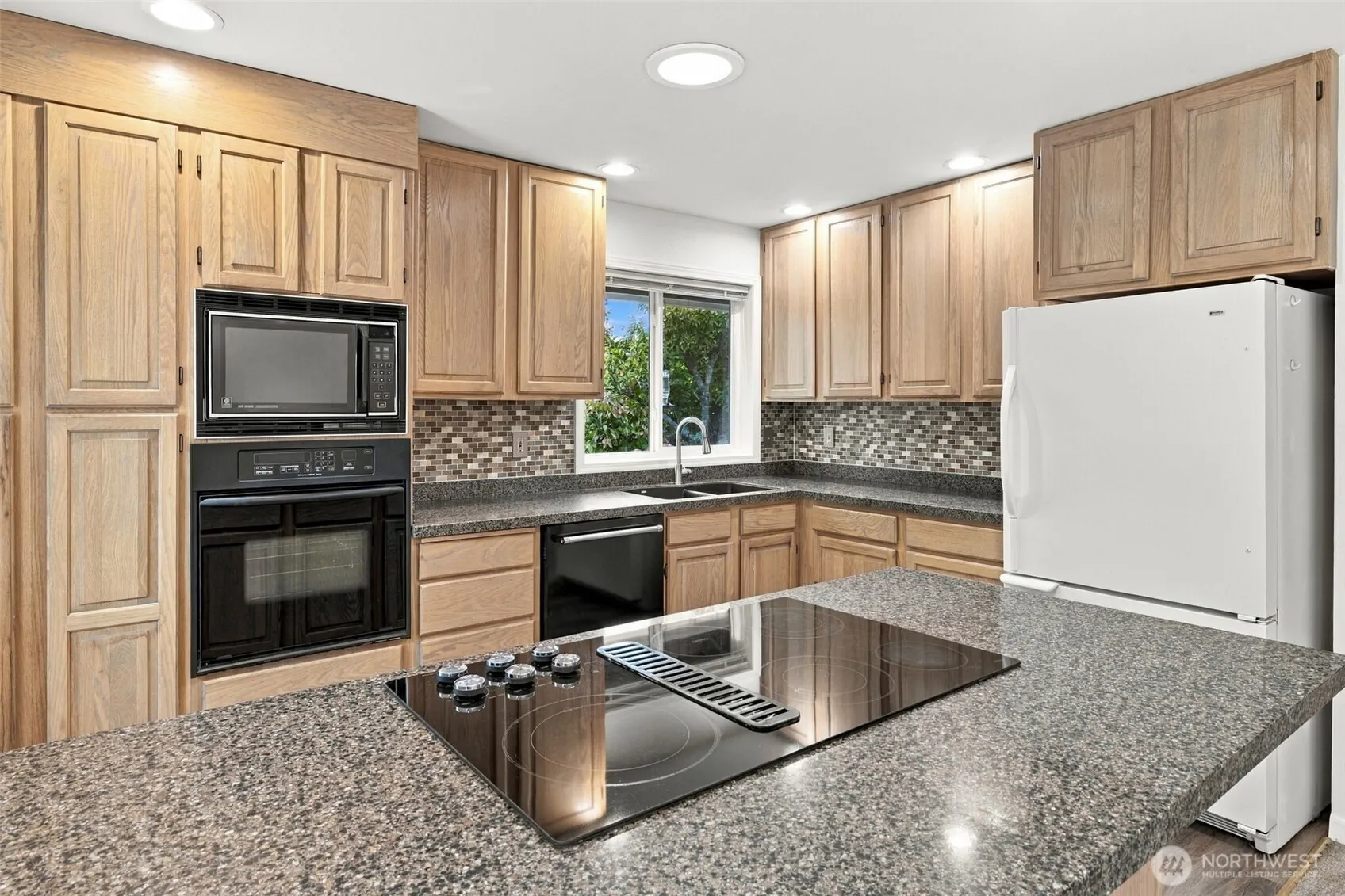 3406 202nd Street SW, Lynnwood, WA 98036
