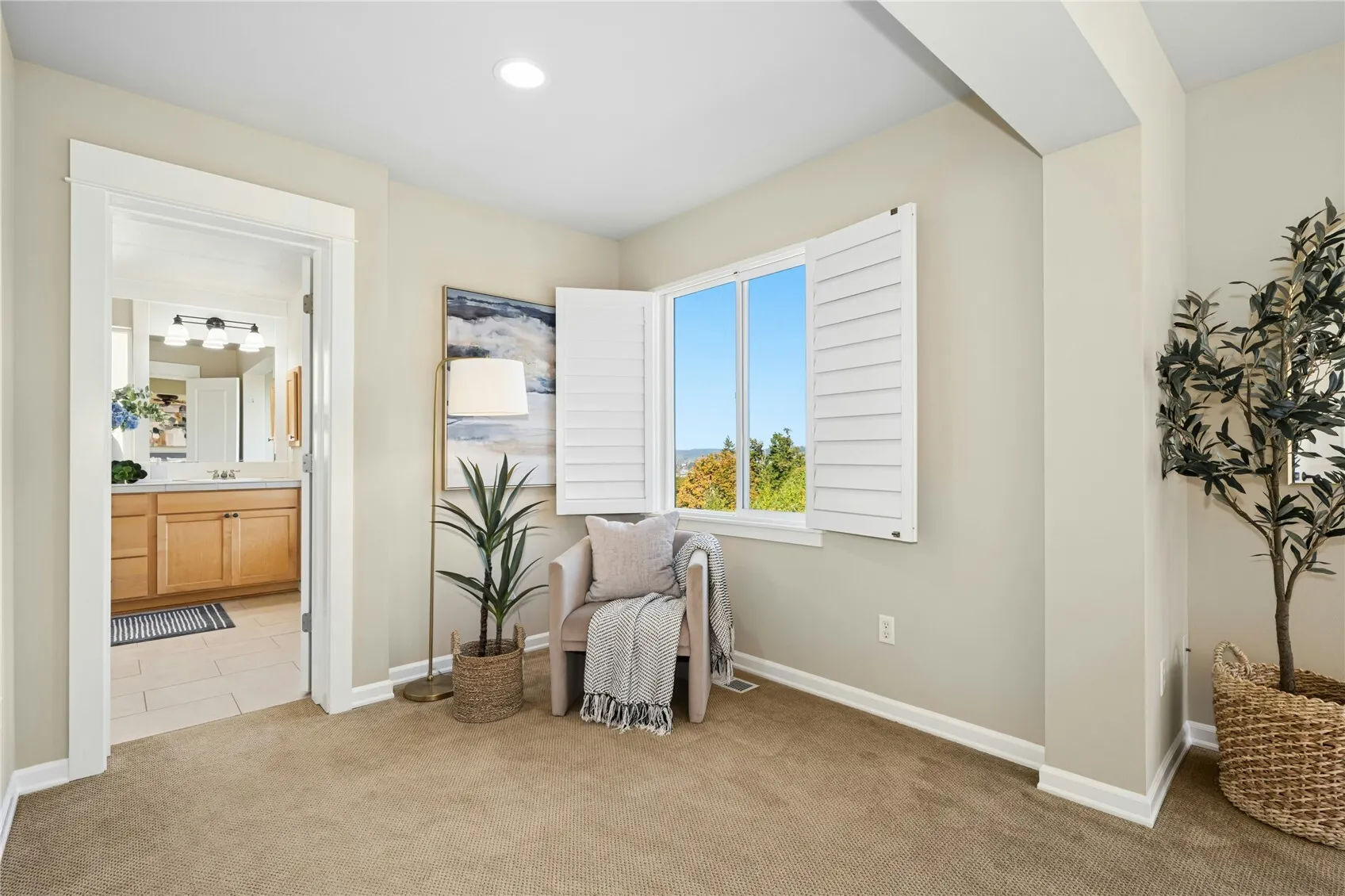 15378 129th Avenue NE, Woodinville, WA 98072