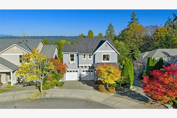 15378 129th Avenue NE, Woodinville, WA 98072