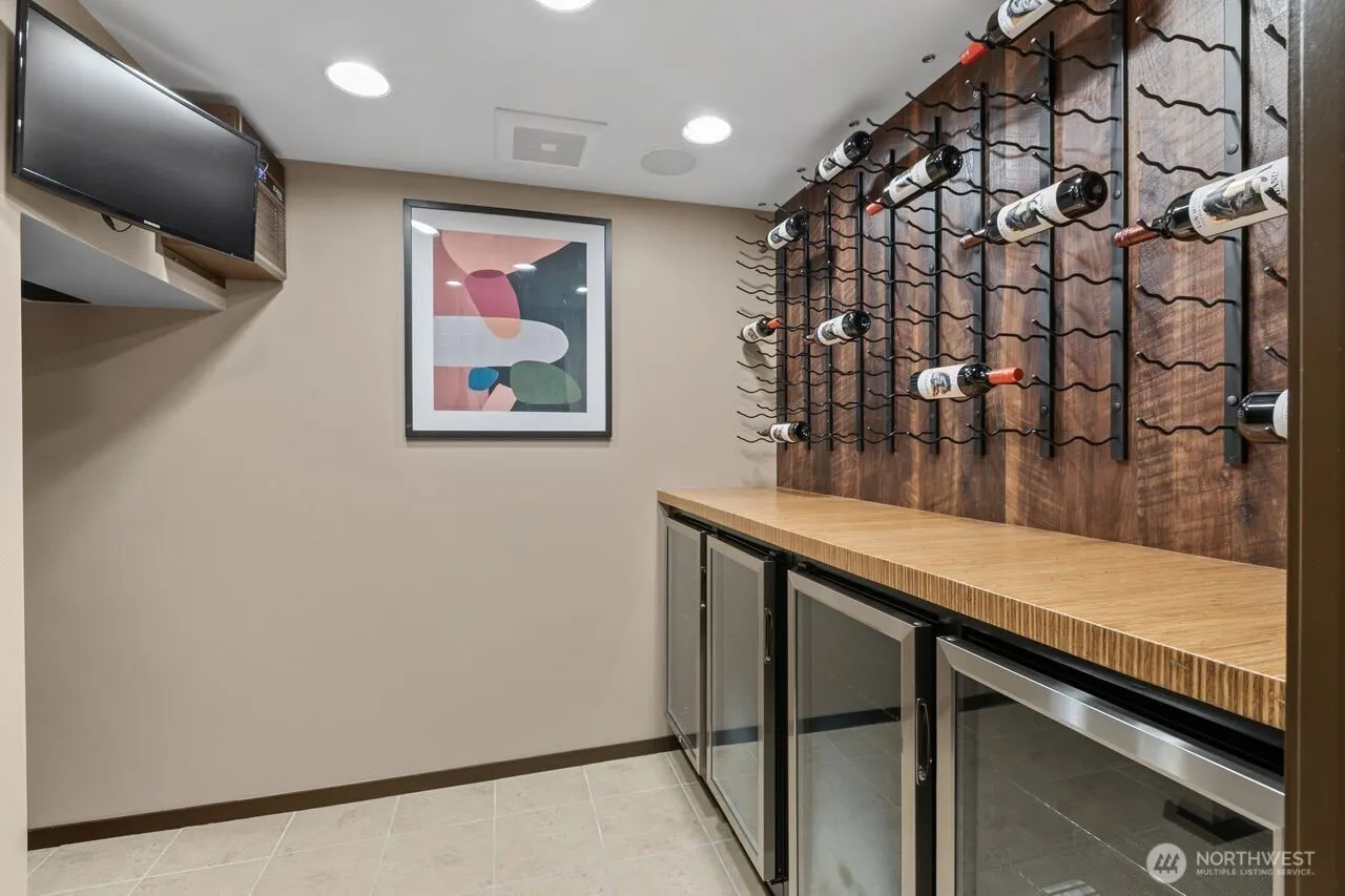 1313 4th Street , Kirkland, WA 98033