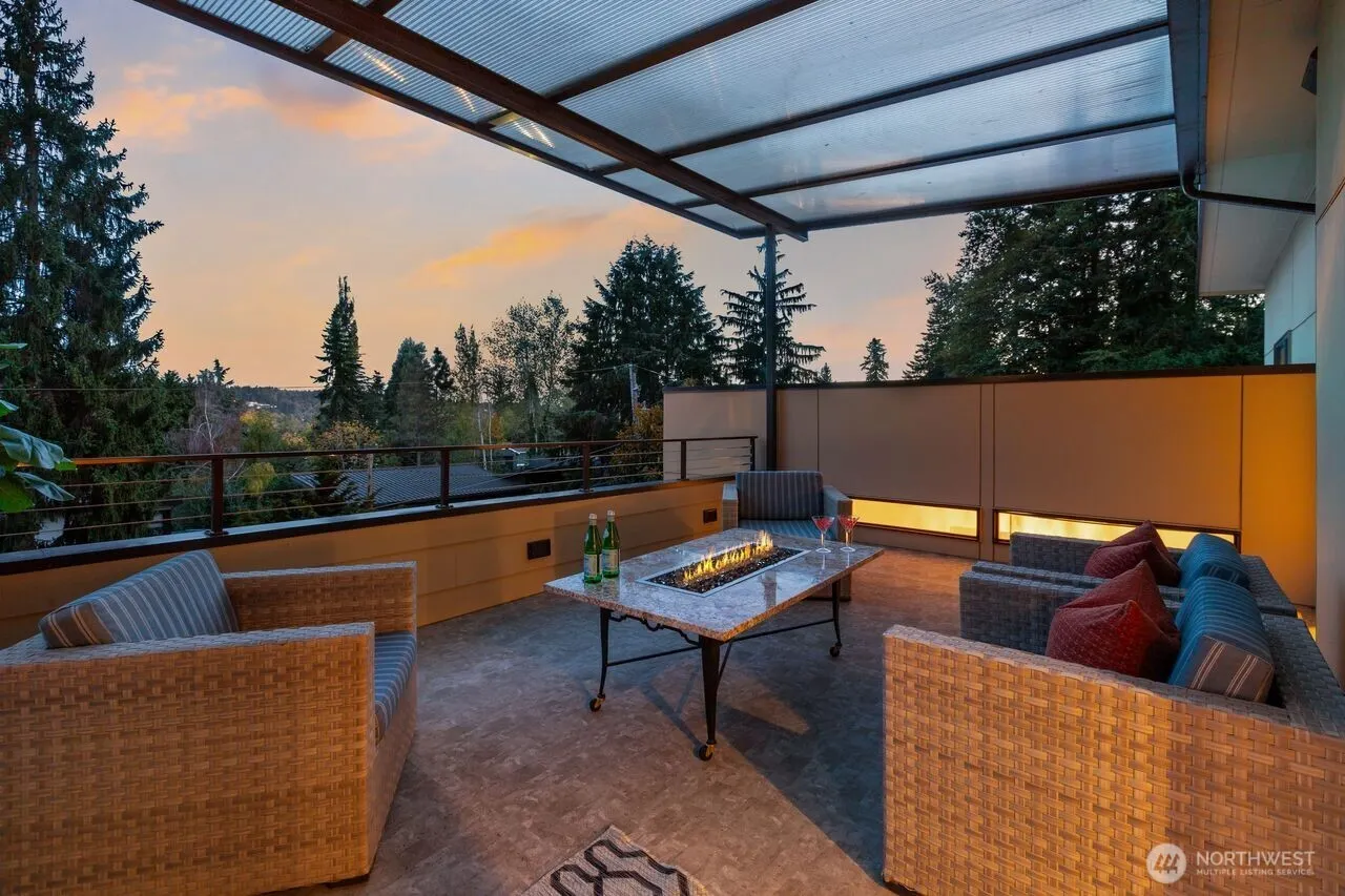 1313 4th Street , Kirkland, WA 98033