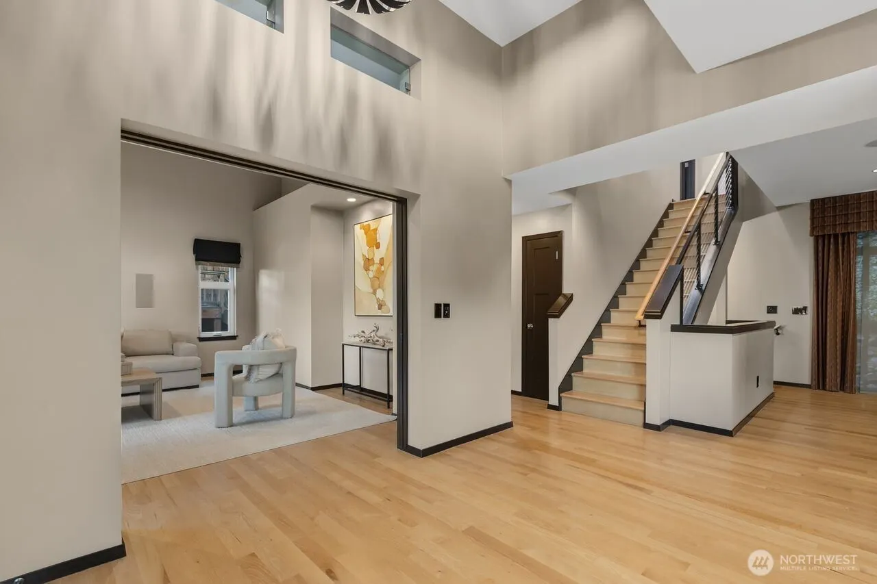 1313 4th Street , Kirkland, WA 98033