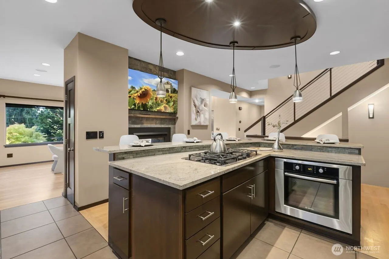 1313 4th Street , Kirkland, WA 98033