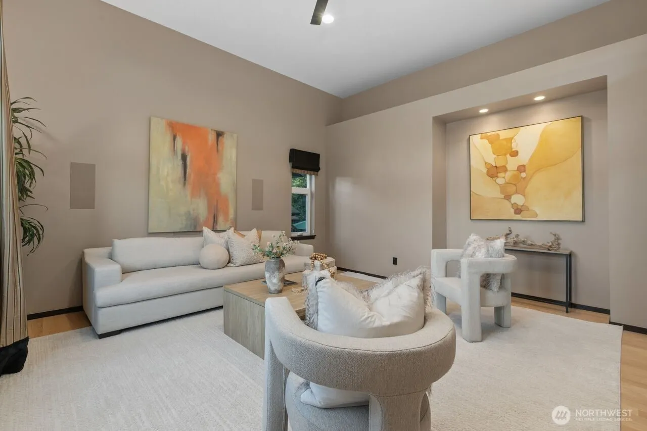 1313 4th Street , Kirkland, WA 98033