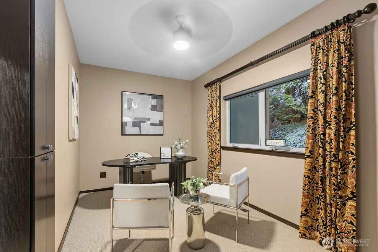 1313 4th Street , Kirkland, WA 98033