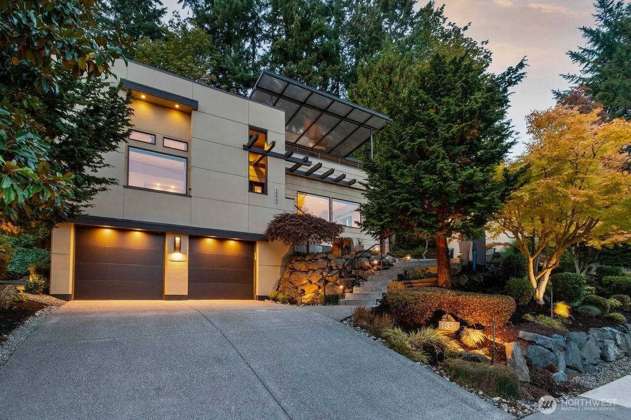 1313 4th Street , Kirkland, WA 98033