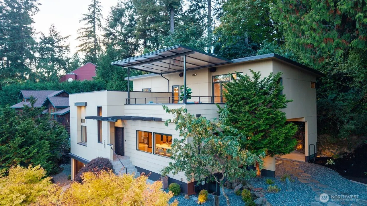 1313 4th Street , Kirkland, WA 98033