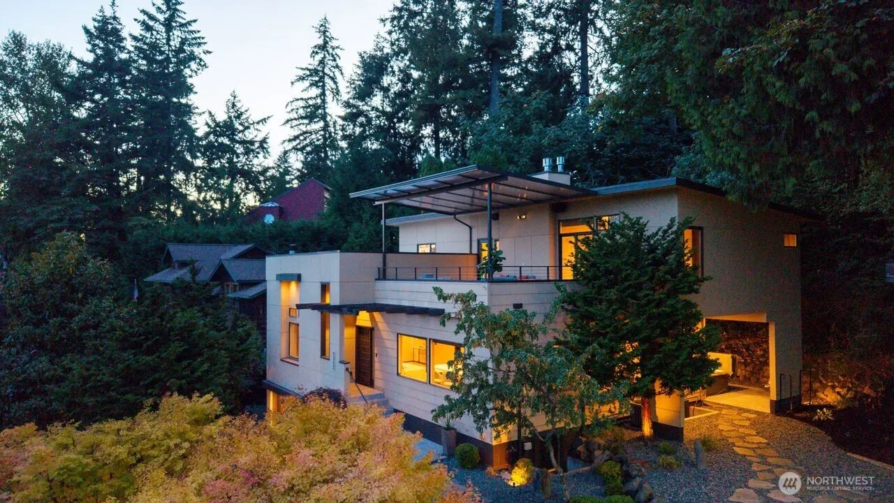 1313 4th Street , Kirkland, WA 98033
