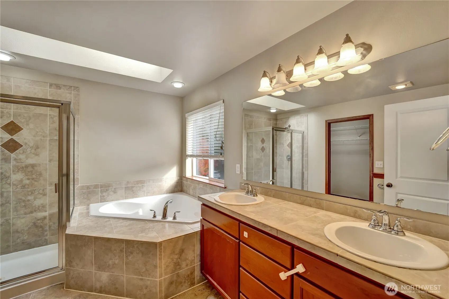 23719 17th Avenue W, Bothell, WA 98021