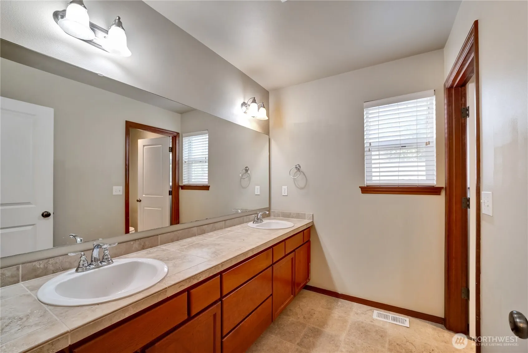 23719 17th Avenue W, Bothell, WA 98021
