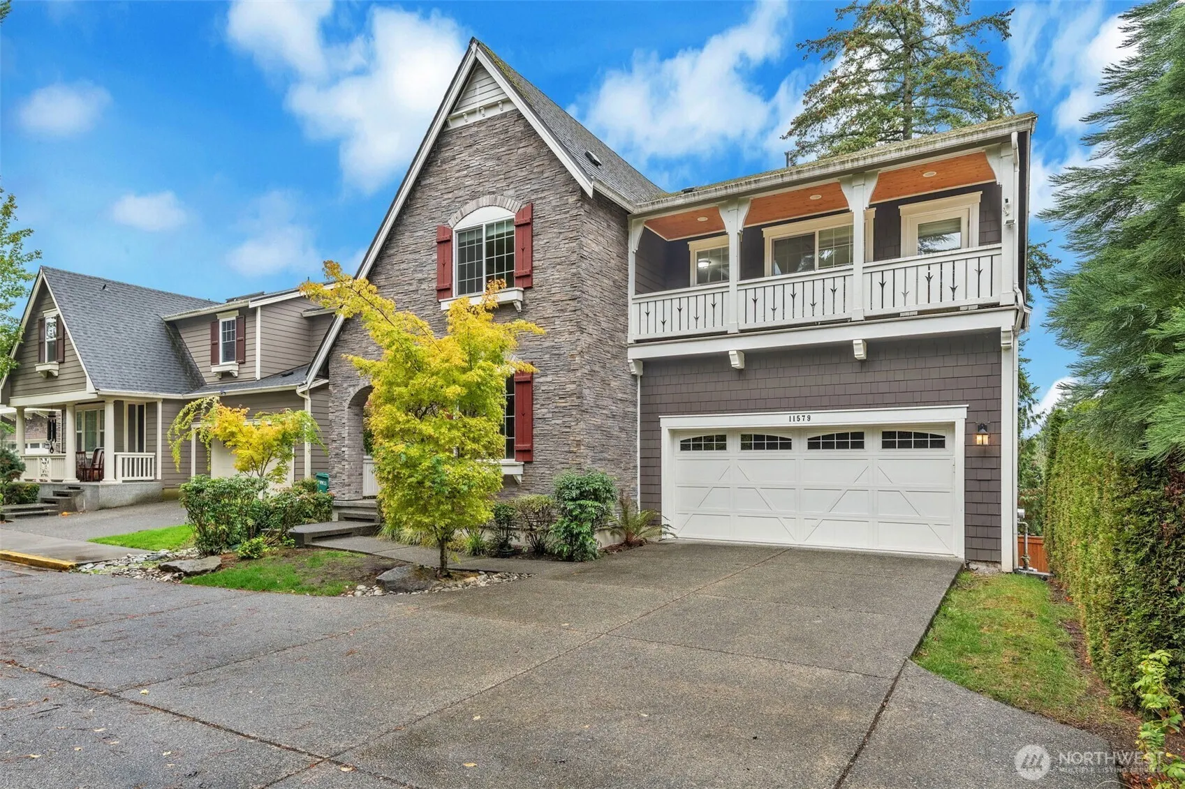11579 157th CT NE, Redmond, WA 98052