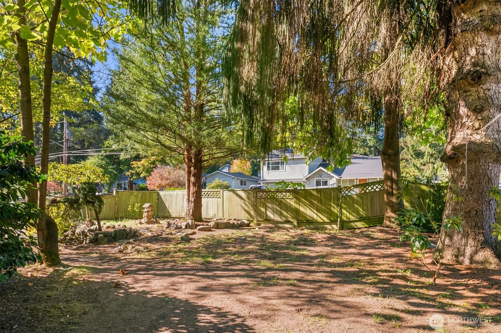 14048 75th Avenue NE, Kirkland, WA 98034