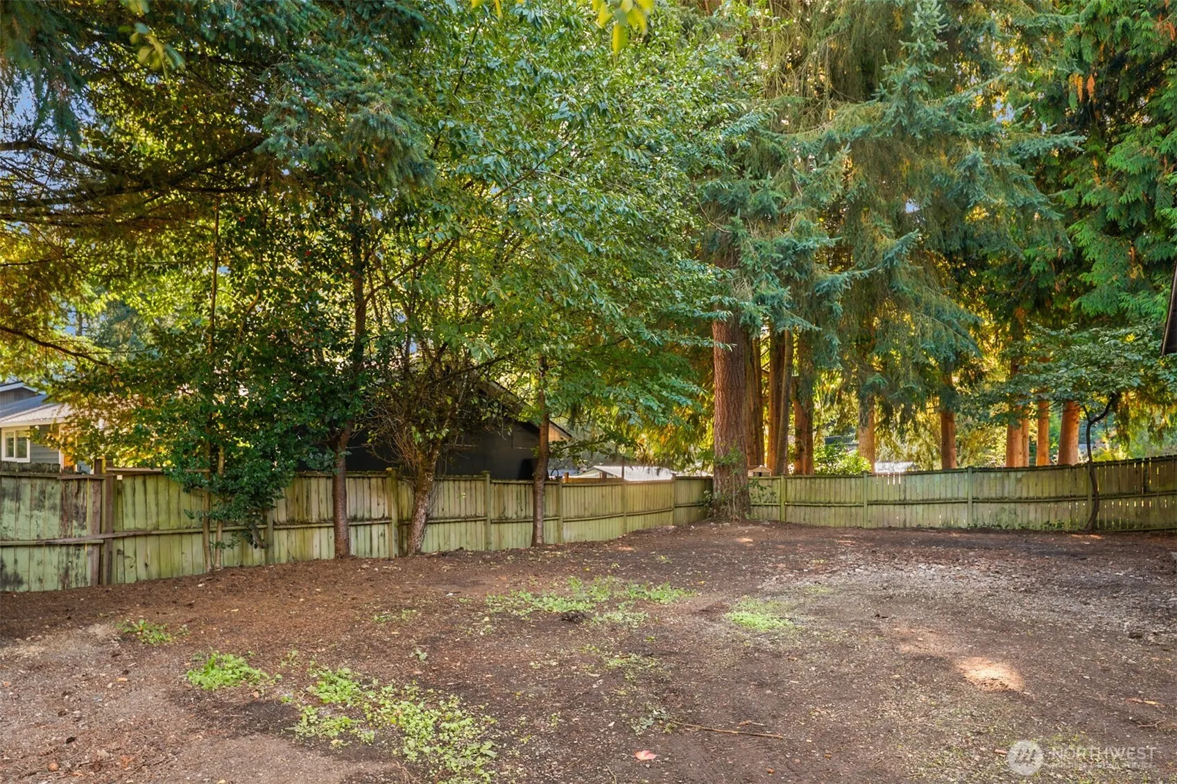 14048 75th Avenue NE, Kirkland, WA 98034