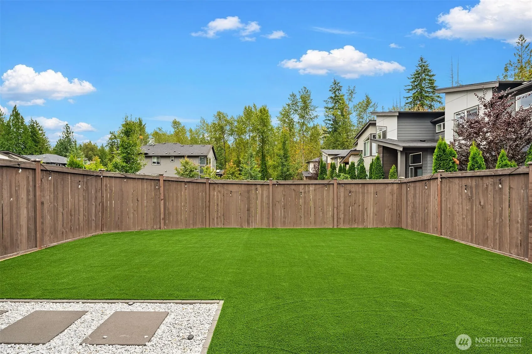2483 242nd Place NE, Sammamish, WA 98074
