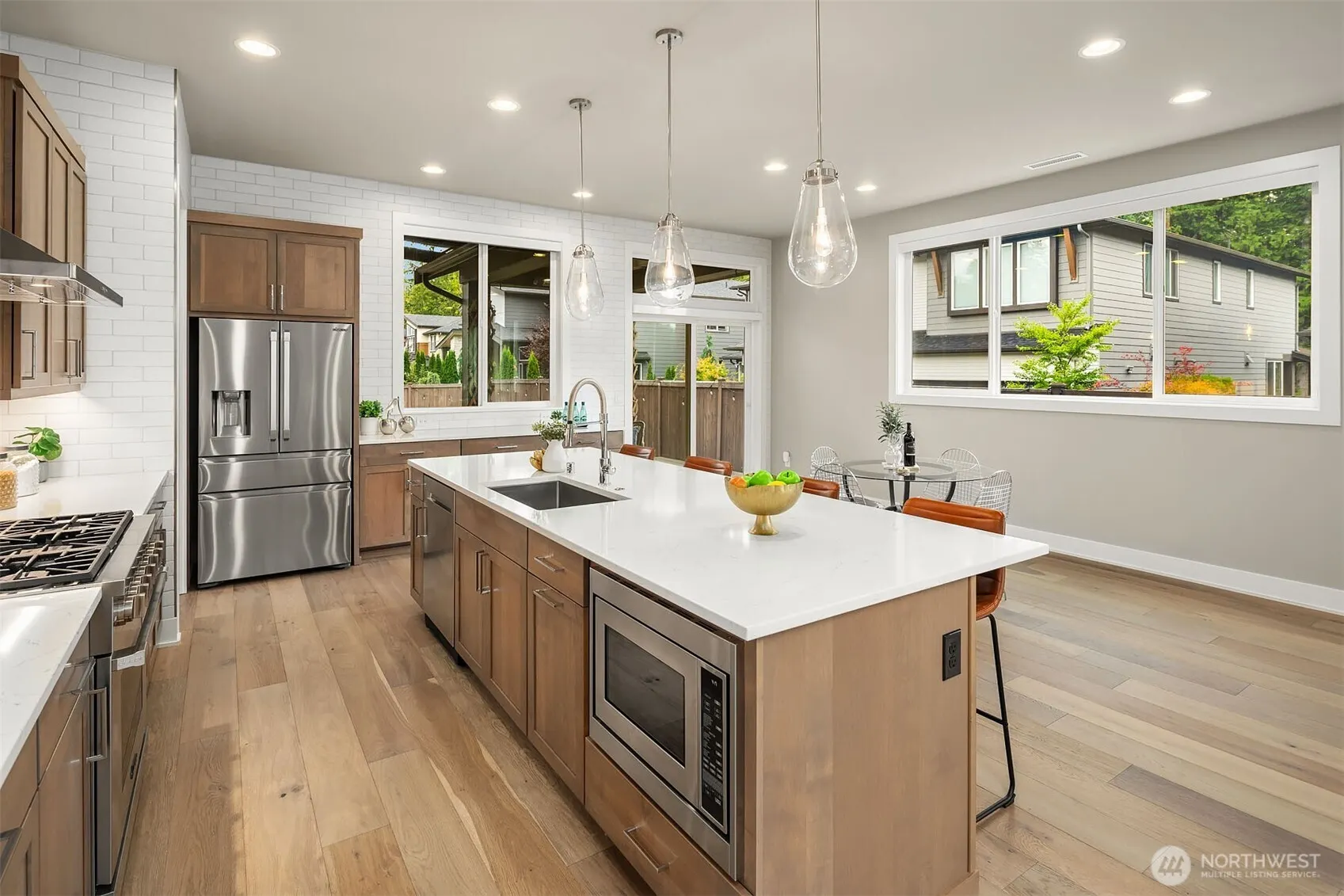 2483 242nd Place NE, Sammamish, WA 98074