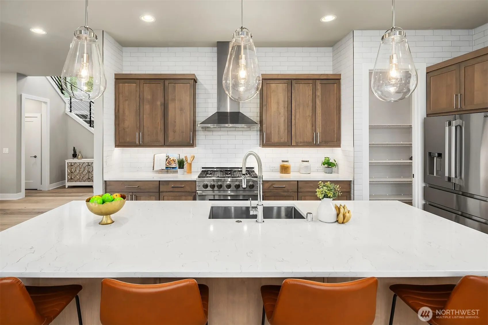 2483 242nd Place NE, Sammamish, WA 98074