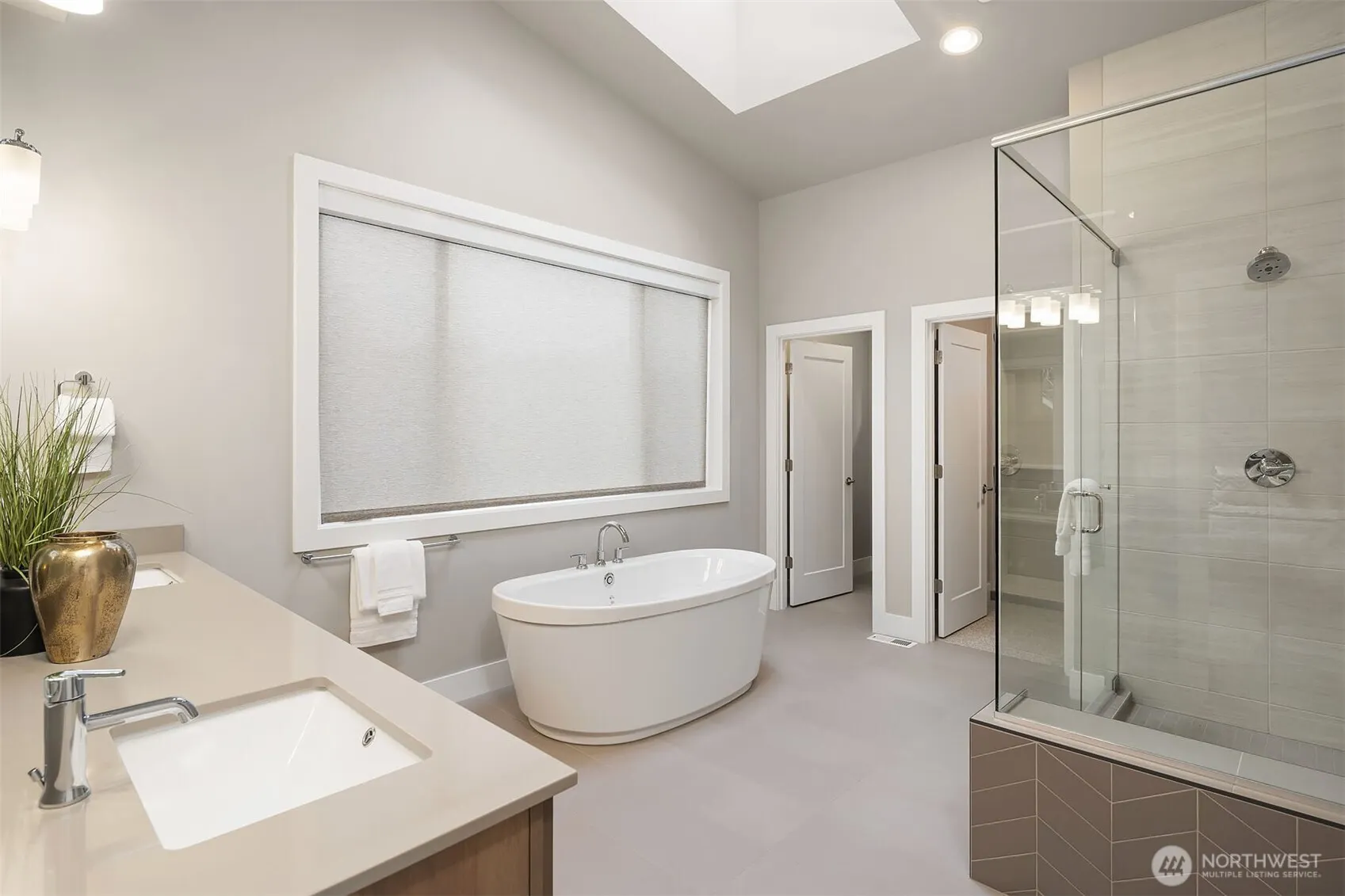 2483 242nd Place NE, Sammamish, WA 98074