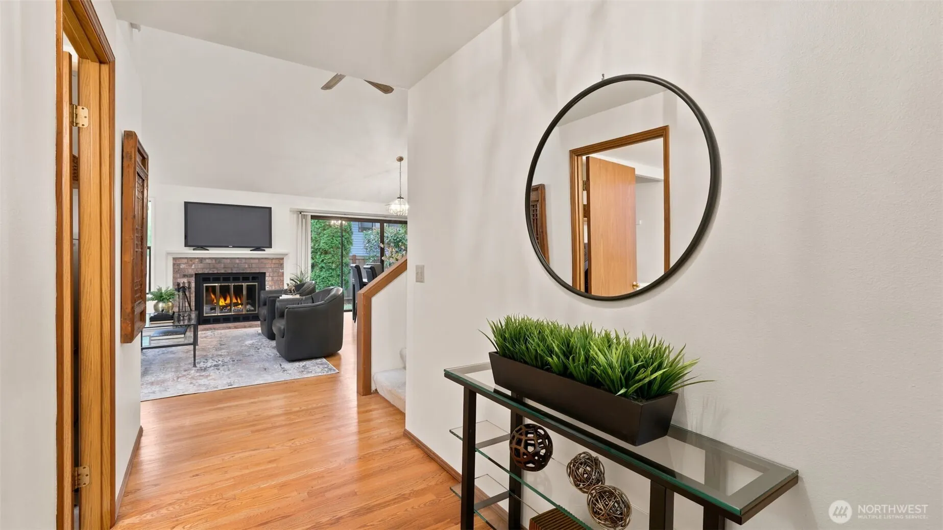 24243 SE 43RD Court , Sammamish, WA 98029