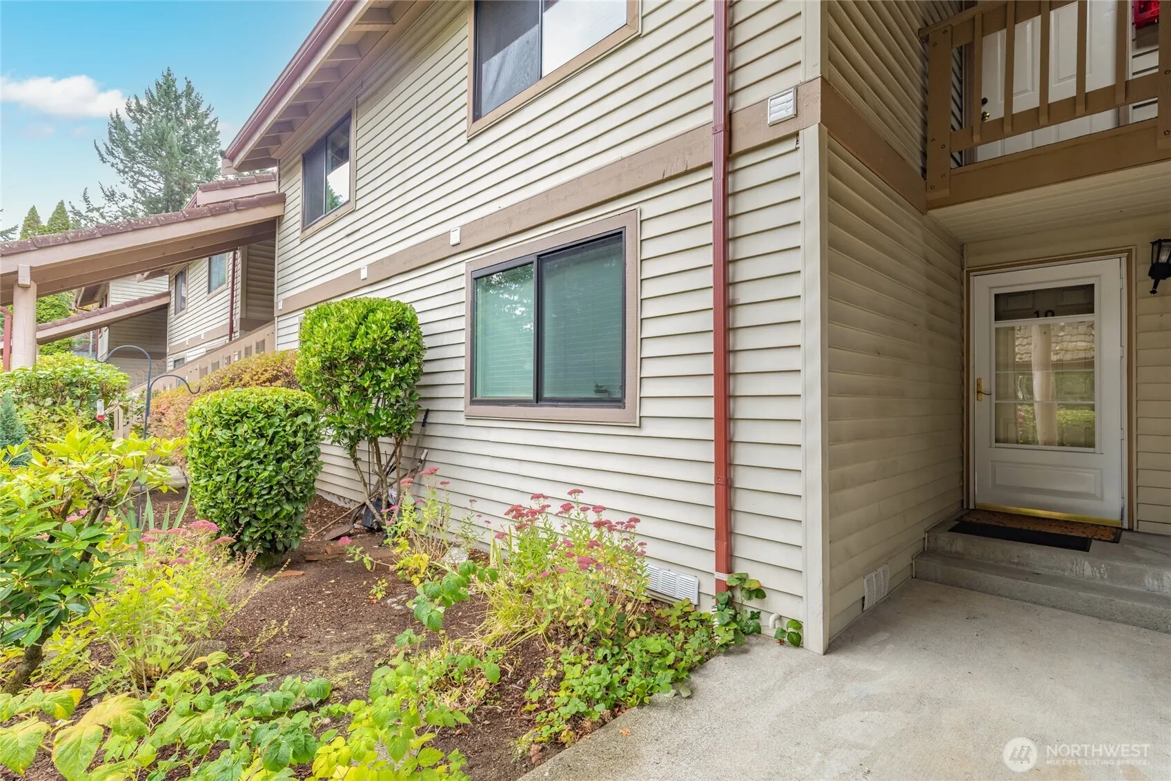 17521 118th Avenue SE #A10, Renton, WA 98058