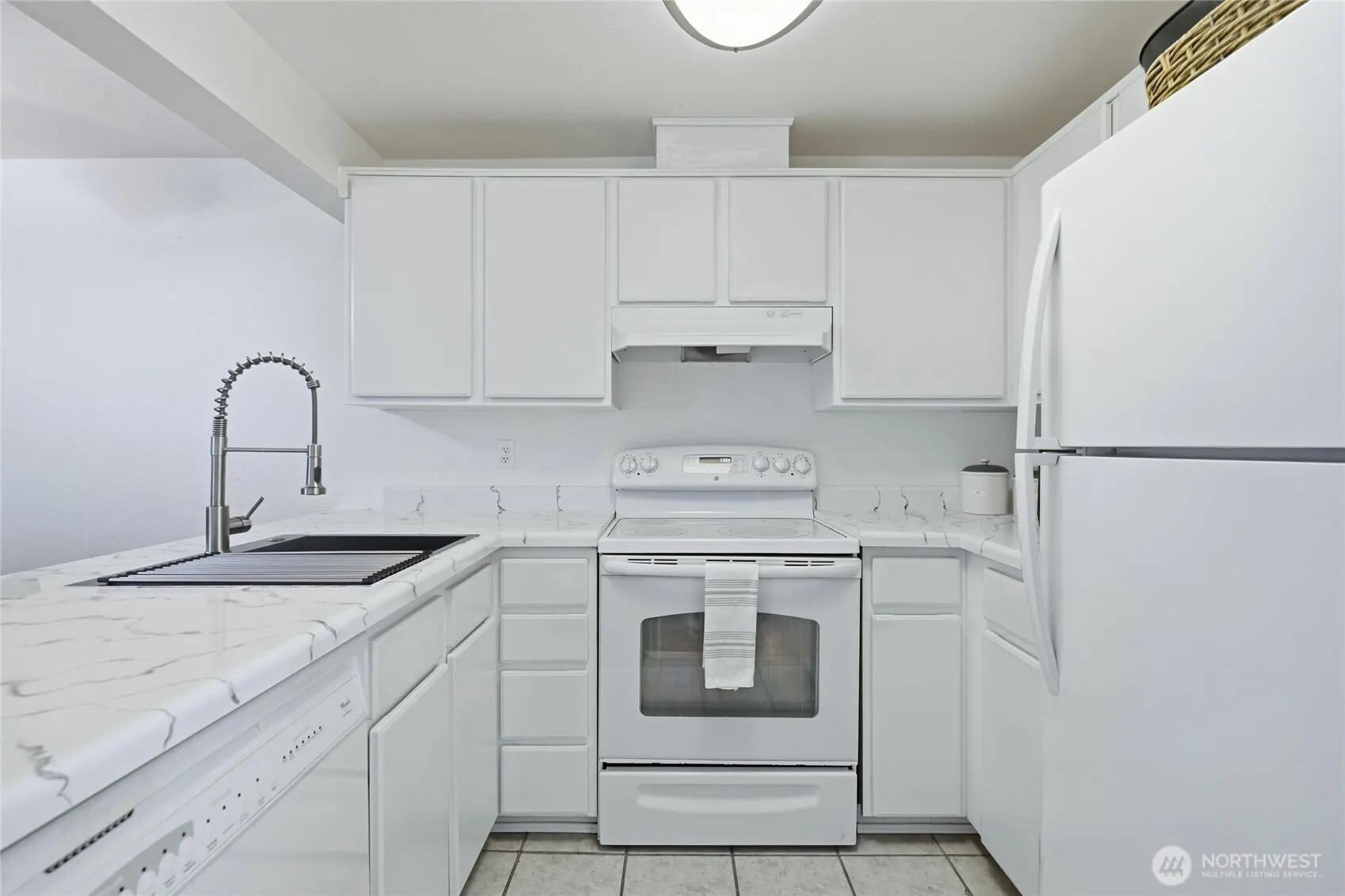 17521 118th Avenue SE #A10, Renton, WA 98058