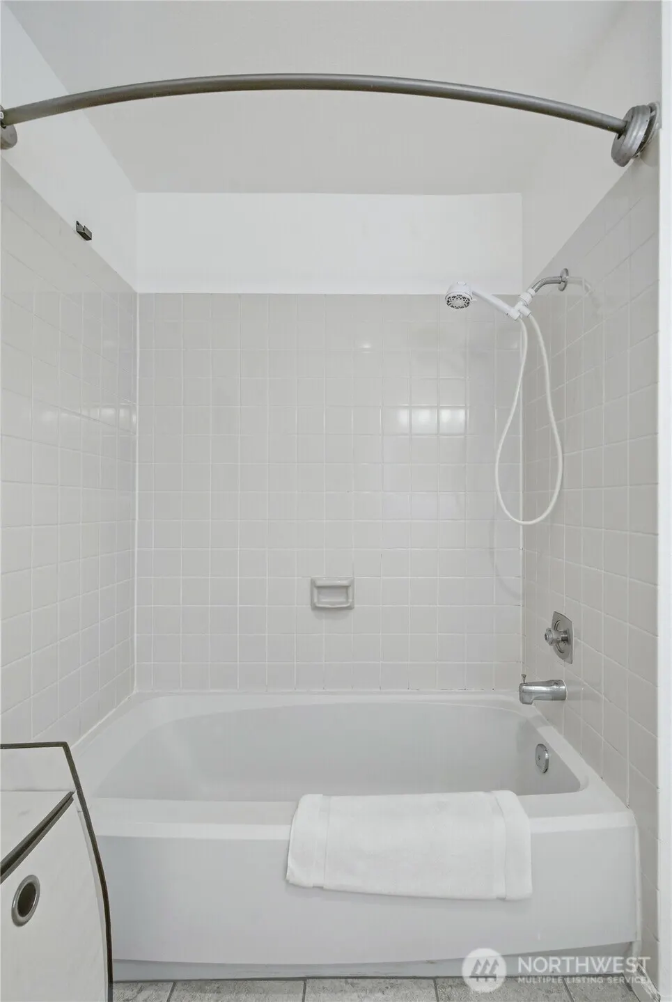 17521 118th Avenue SE #A10, Renton, WA 98058