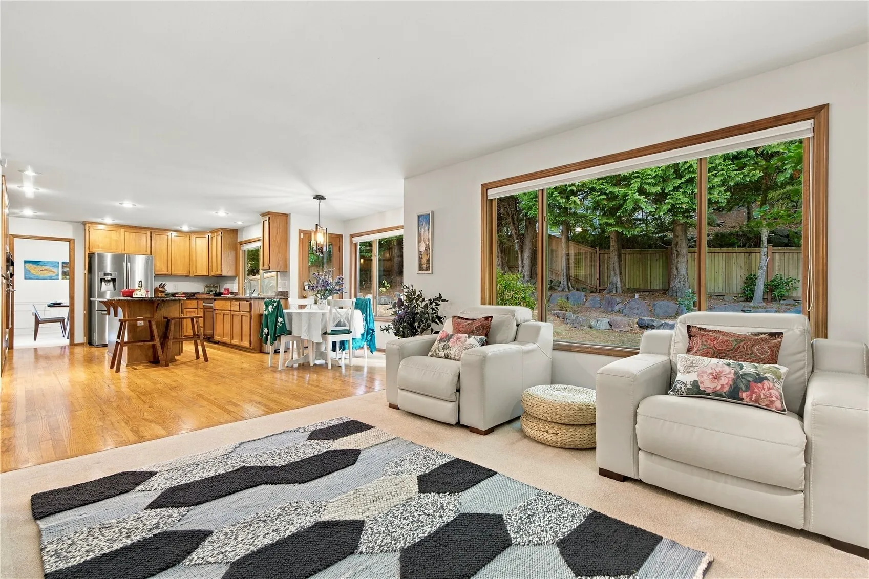 15452 SE 67TH ST , Bellevue, WA 98006