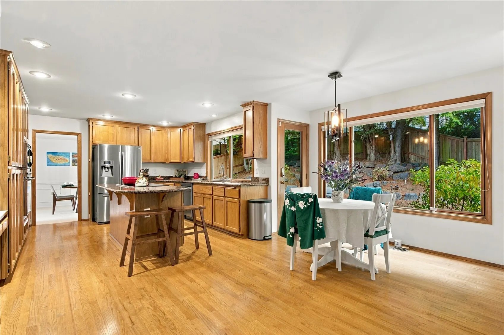 15452 SE 67TH ST , Bellevue, WA 98006