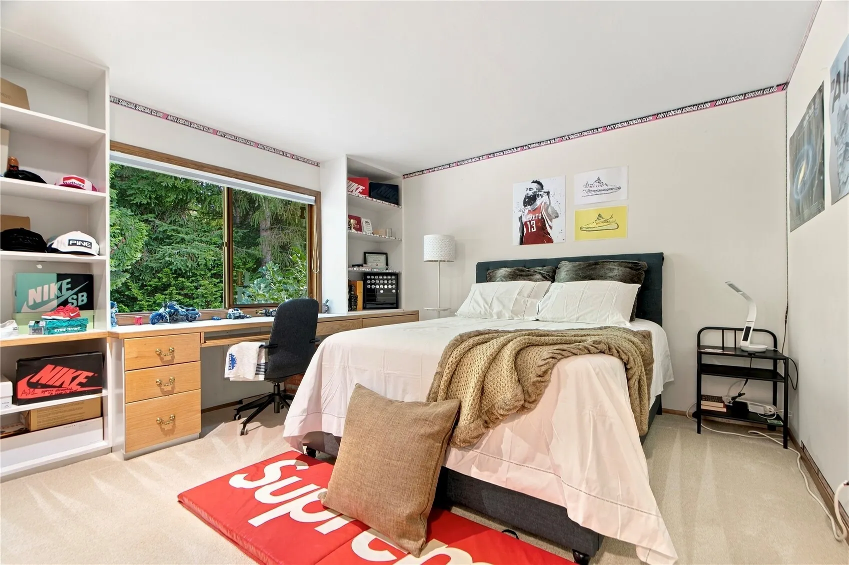 15452 SE 67TH ST , Bellevue, WA 98006