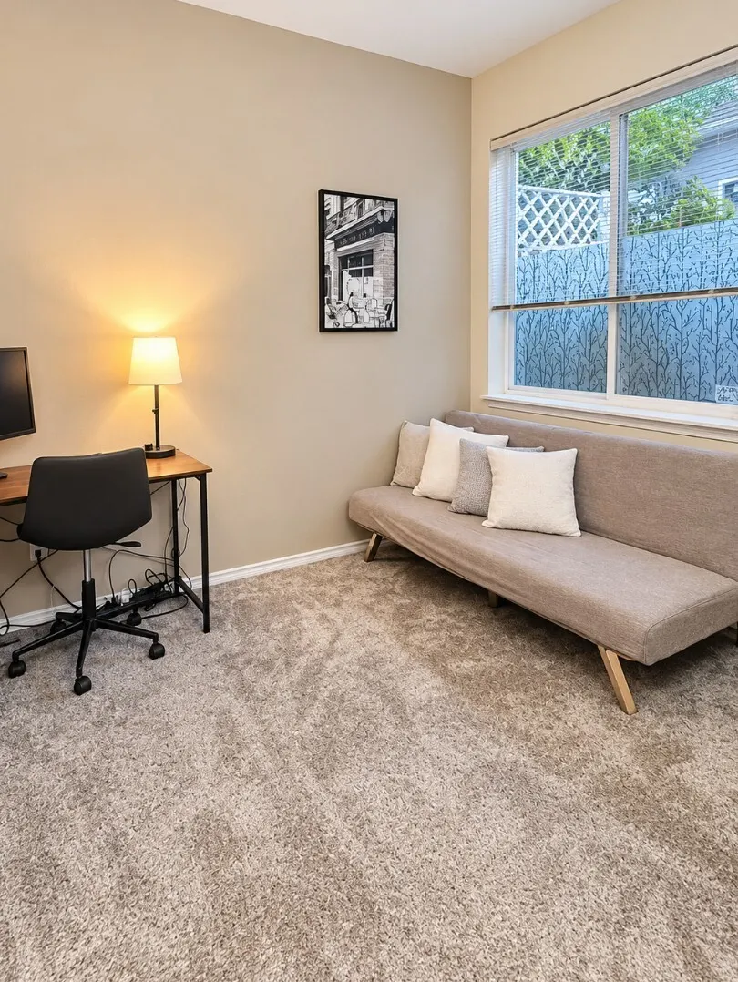 16900 River Rock Drive #101, Lynnwood, WA 98037