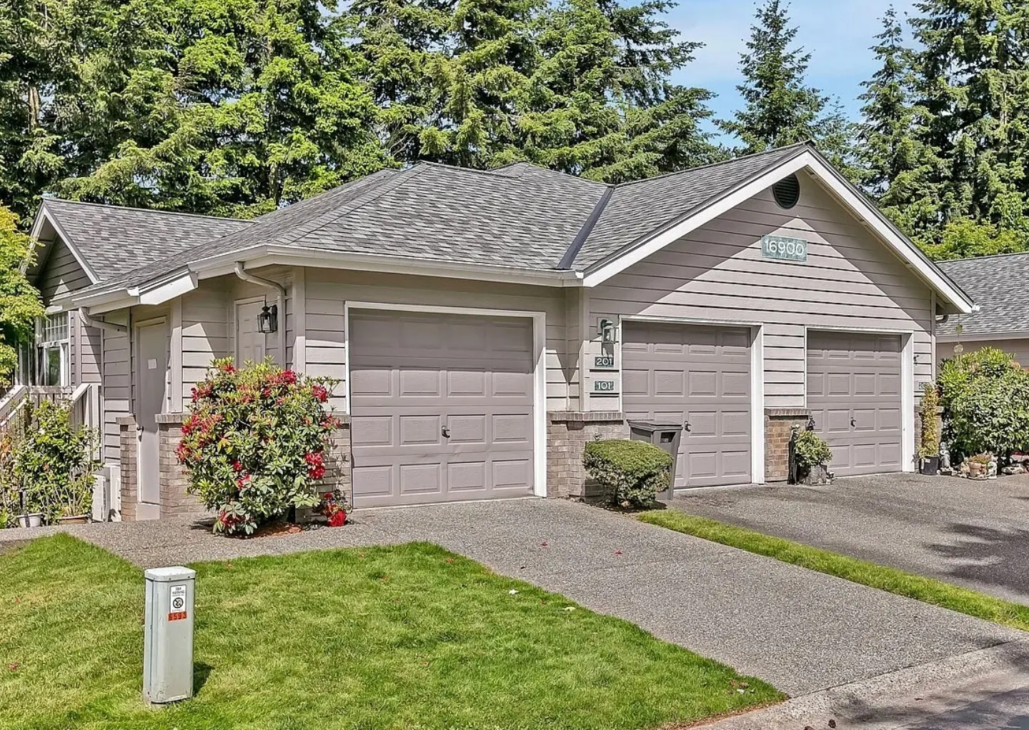 16900 River Rock Drive #101, Lynnwood, WA 98037