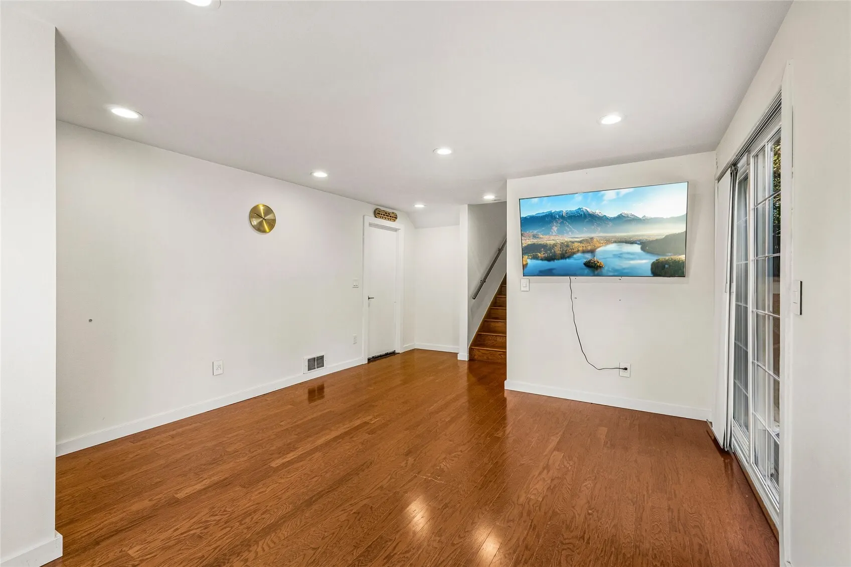 9700 NE 141st Court , Kirkland, WA 98034-0401