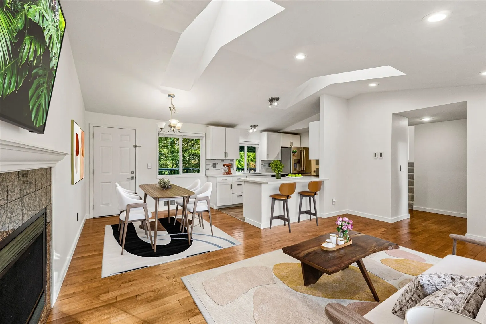 9700 NE 141st Court , Kirkland, WA 98034-0401