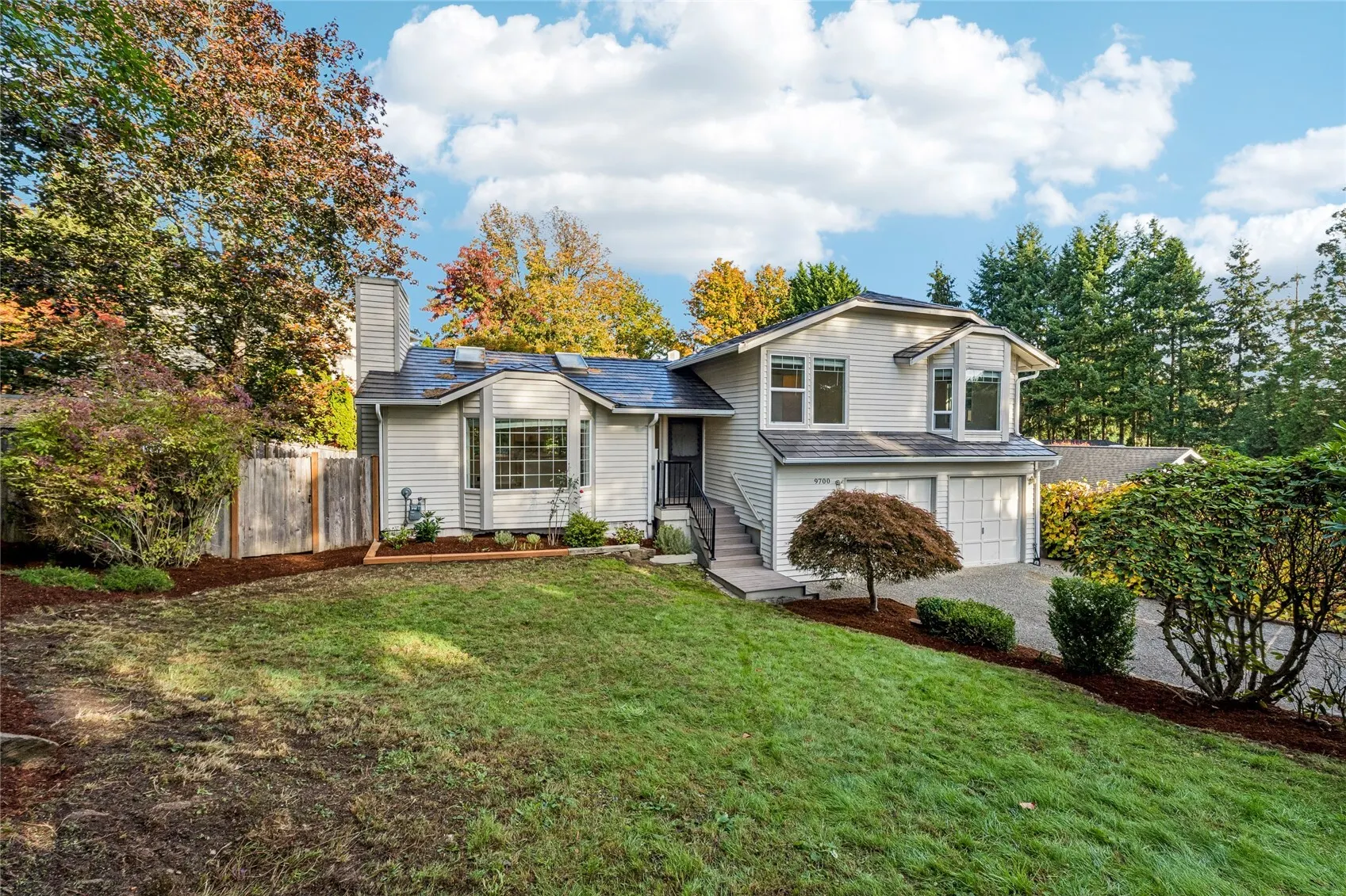 9700 NE 141st Court , Kirkland, WA 98034-0401
