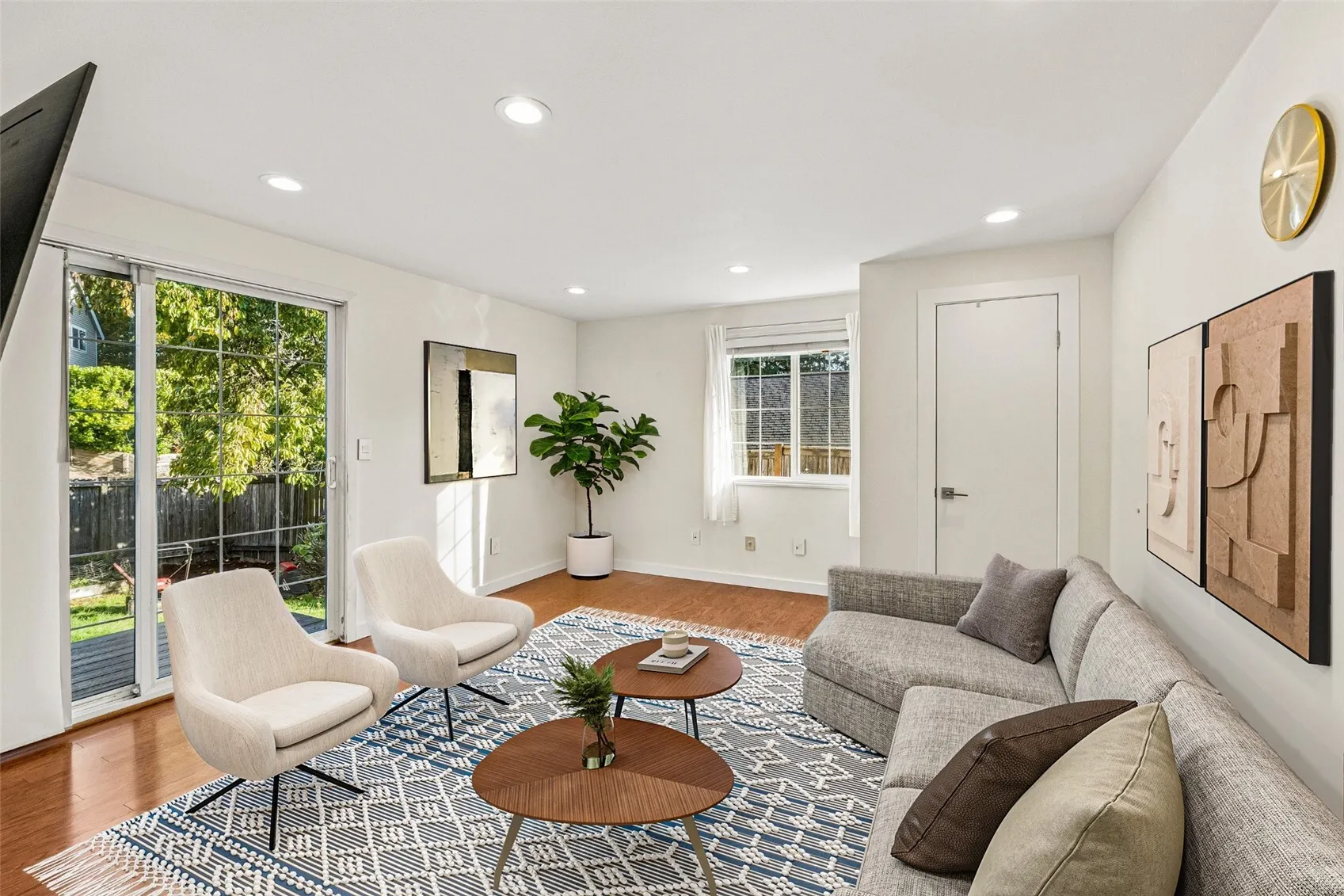9700 NE 141st Court , Kirkland, WA 98034-0401