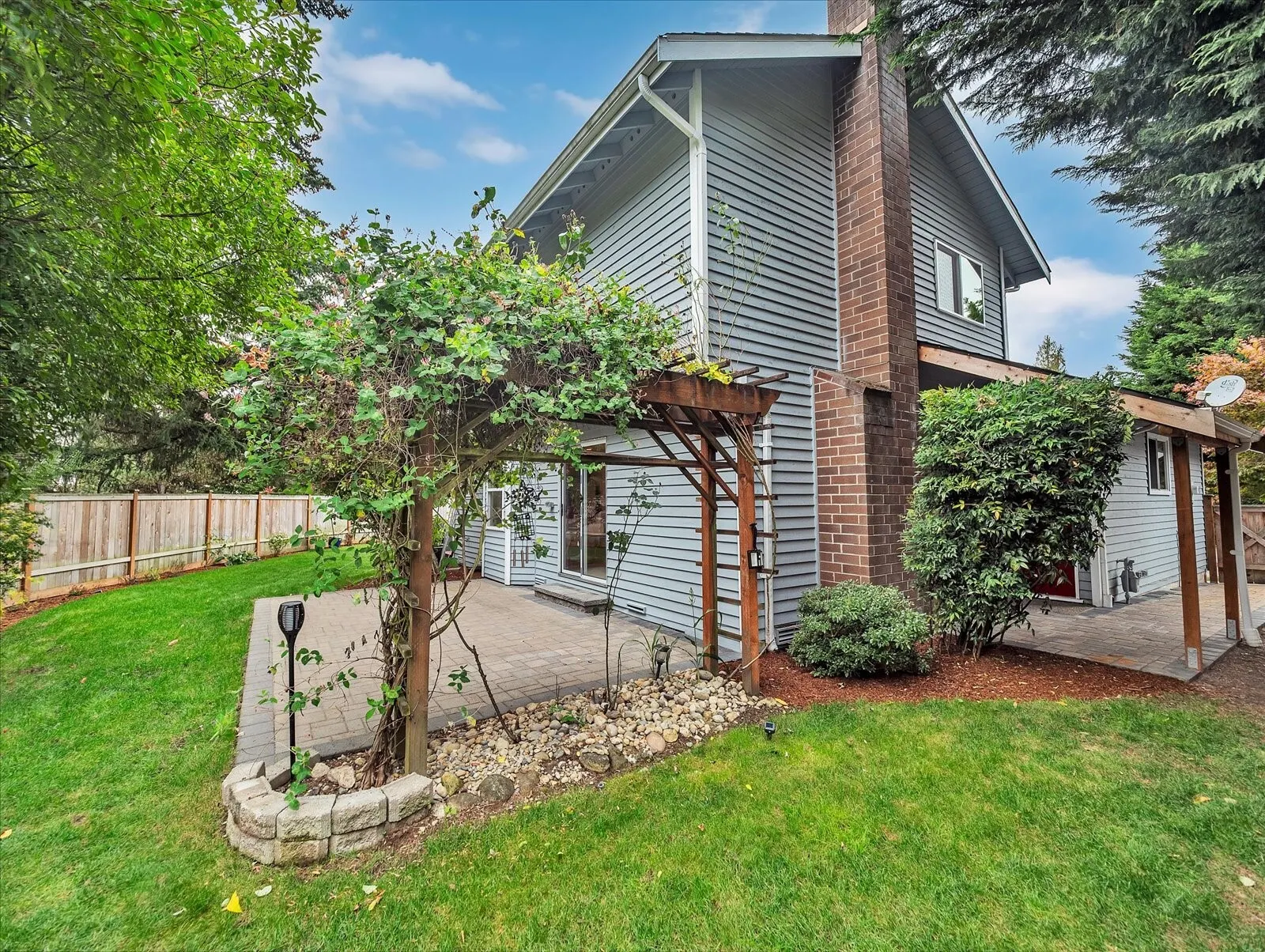 13013 NE 70th Drive , Kirkland, WA 98033