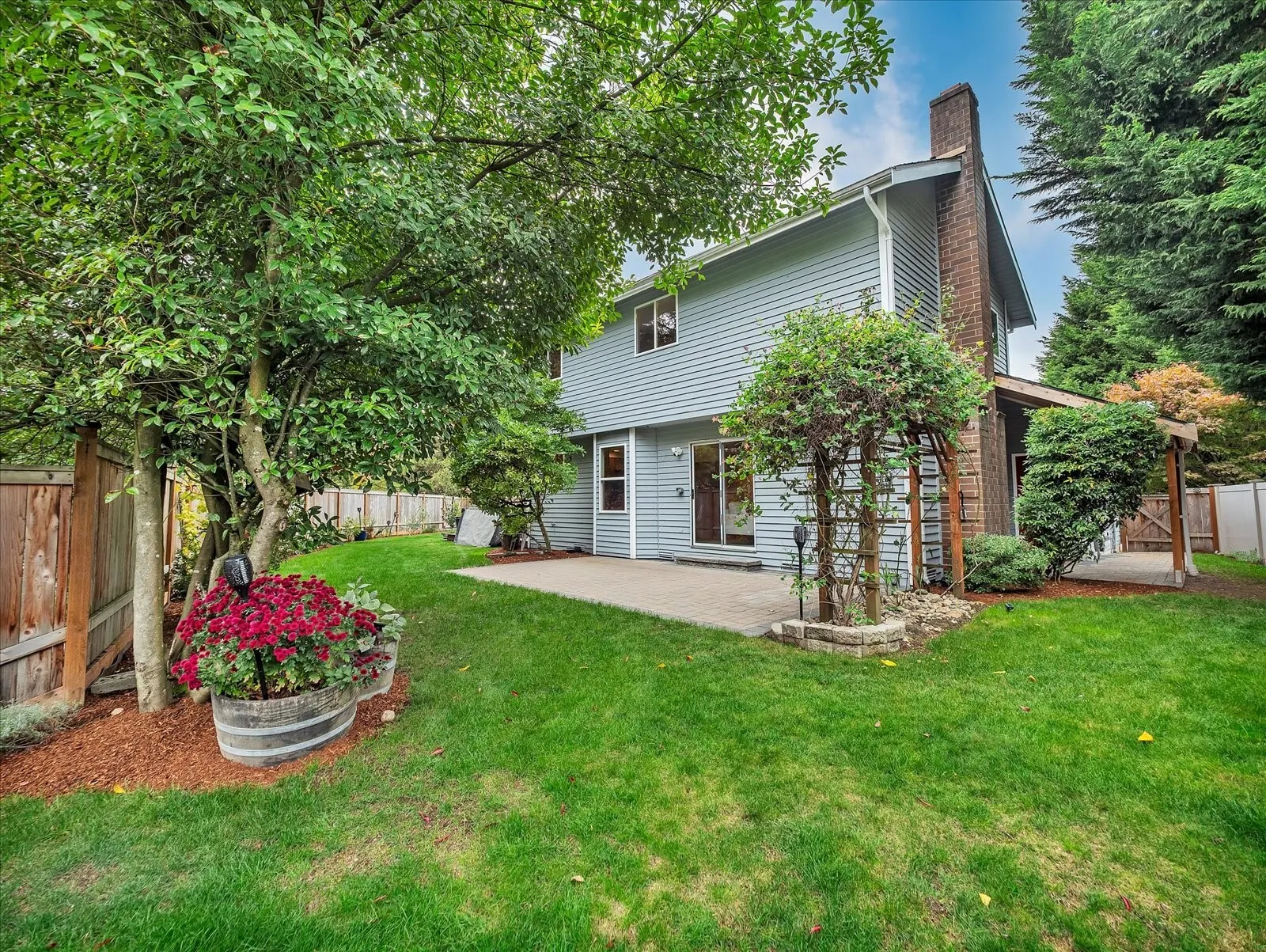 13013 NE 70th Drive , Kirkland, WA 98033