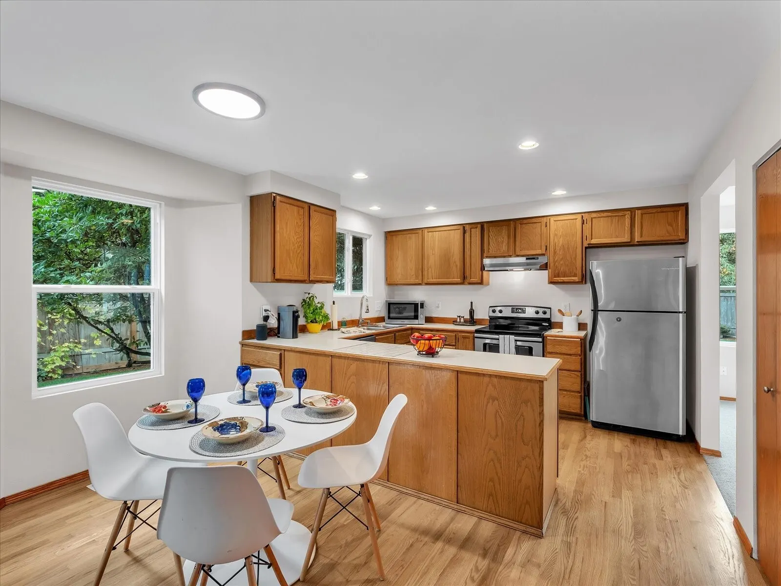 13013 NE 70th Drive , Kirkland, WA 98033